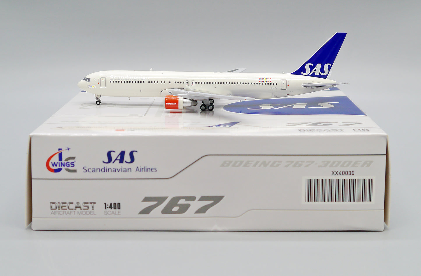JC WINGS B767-300ER SAS SCANDINAVIAN AIRLINES REG: LN-RCH