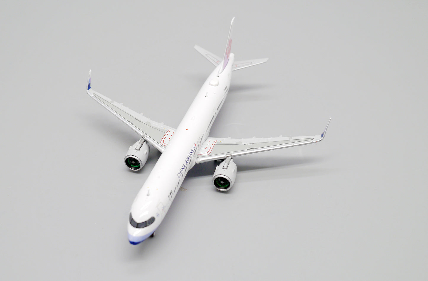 JC WINGS A321NEO CHINA AIRLINES REG: B-18101