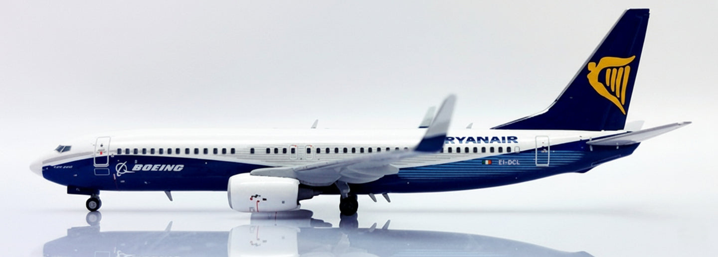 JC WINGS B737-800 DREAMLINER RYANAIR "WHITE NOSE" REG: EI-DCL