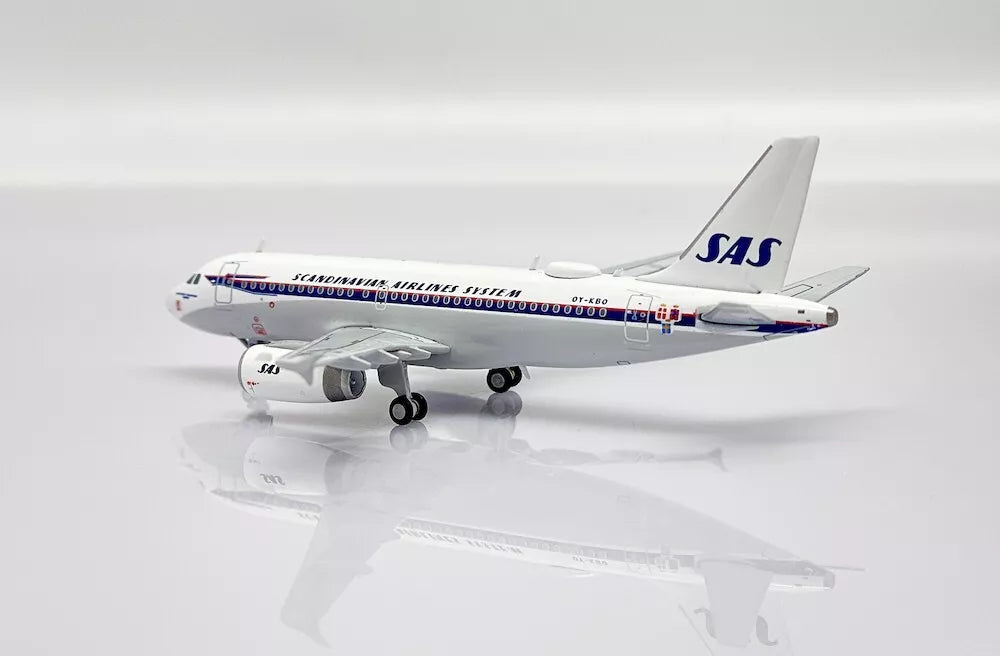 JC WINGS A319-100 SCANDINAVIAN AIRLINES (SAS) "RETRO LIVERY" REG: OY-KBO