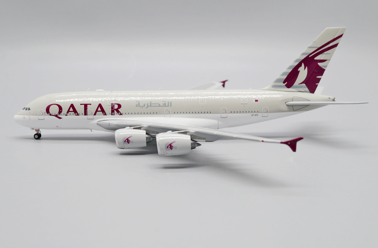 JCWINGS AIRBUS A380 QATAR AIRWAYS REG: A7-APG