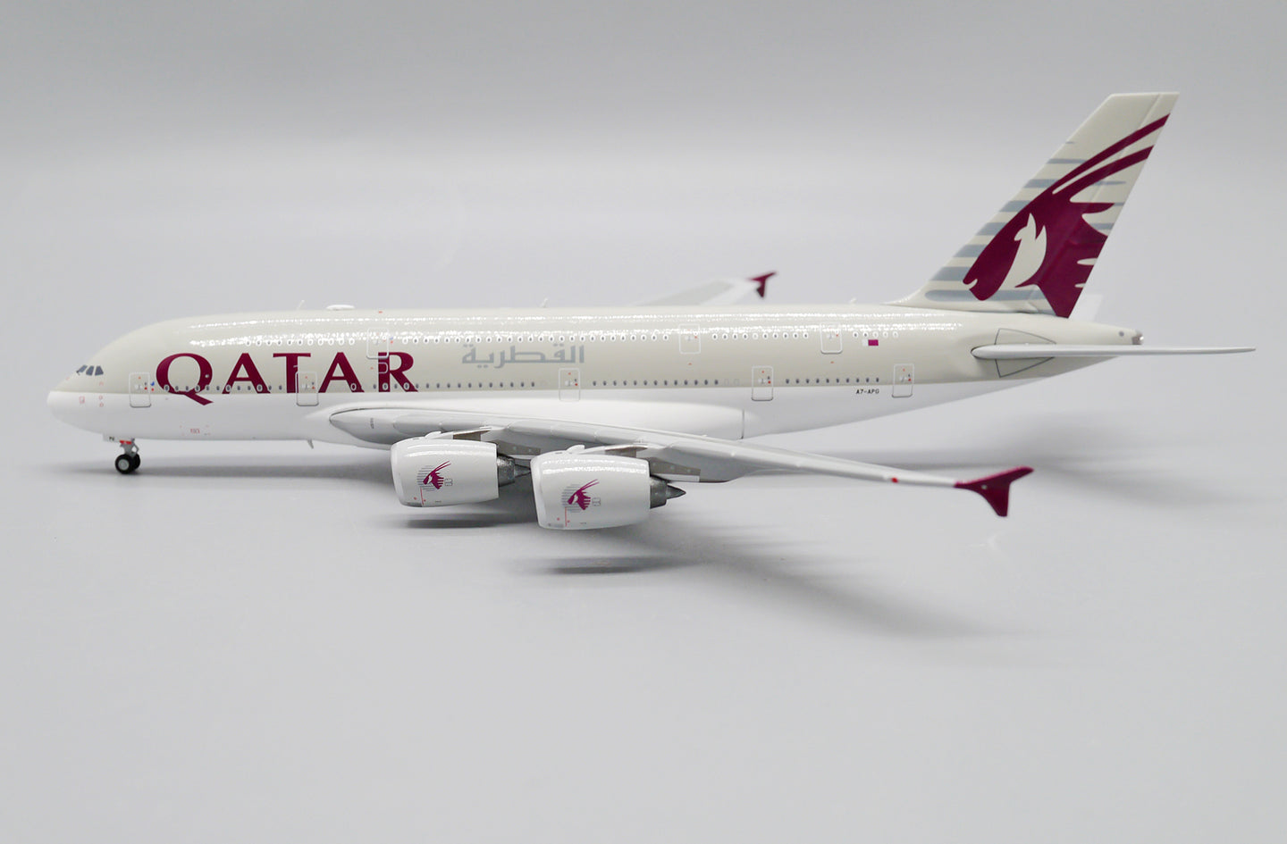 JCWINGS AIRBUS A380 QATAR AIRWAYS REG: A7-APG