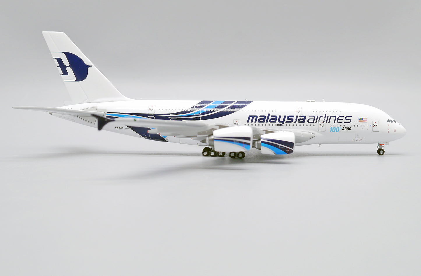 JC WINGS A380 MALAYSIA AIRLINES "100TH A380" REG: 9M-MNF