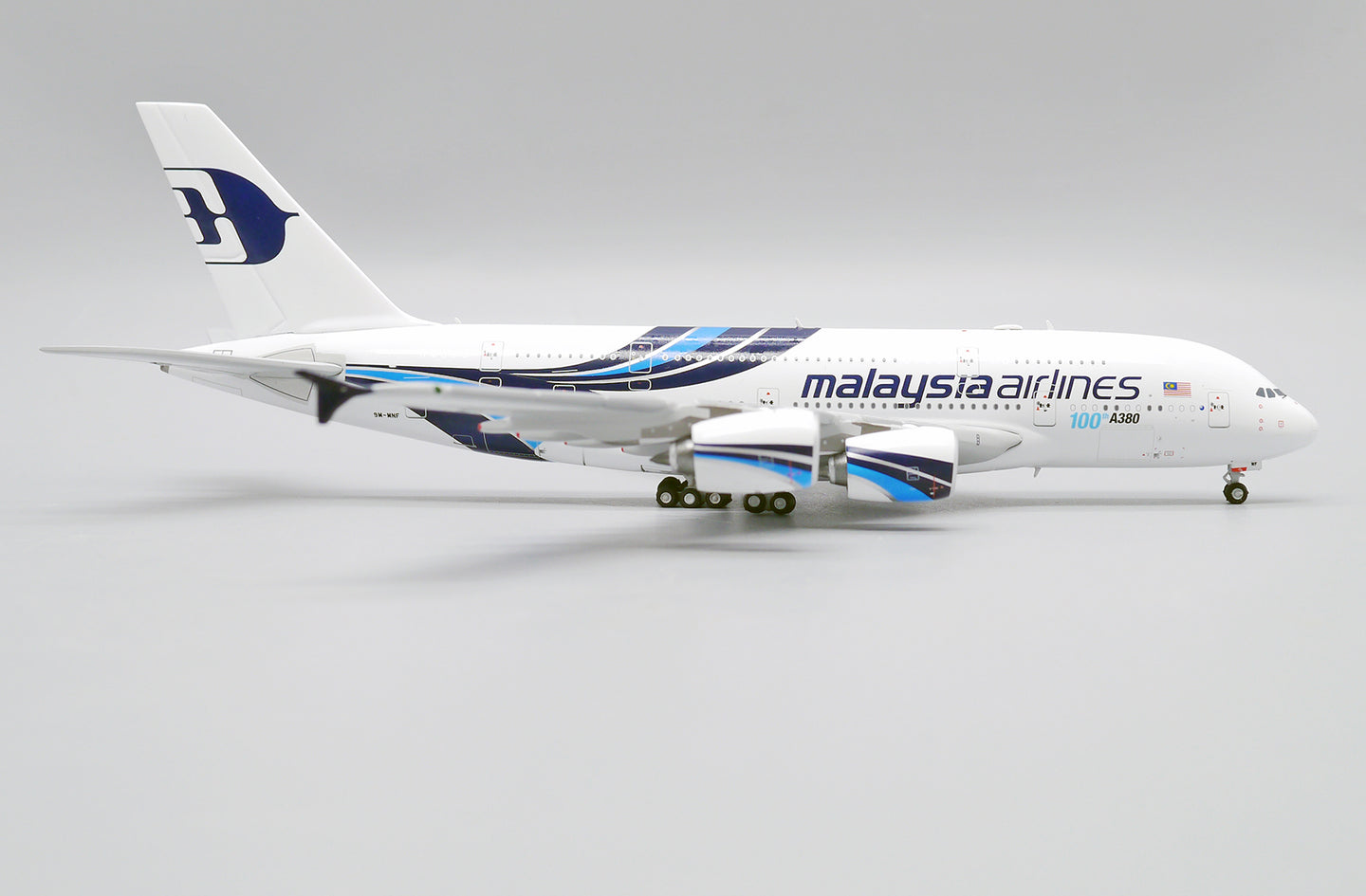 JC WINGS A380 MALAYSIA AIRLINES "100TH A380" REG: 9M-MNF