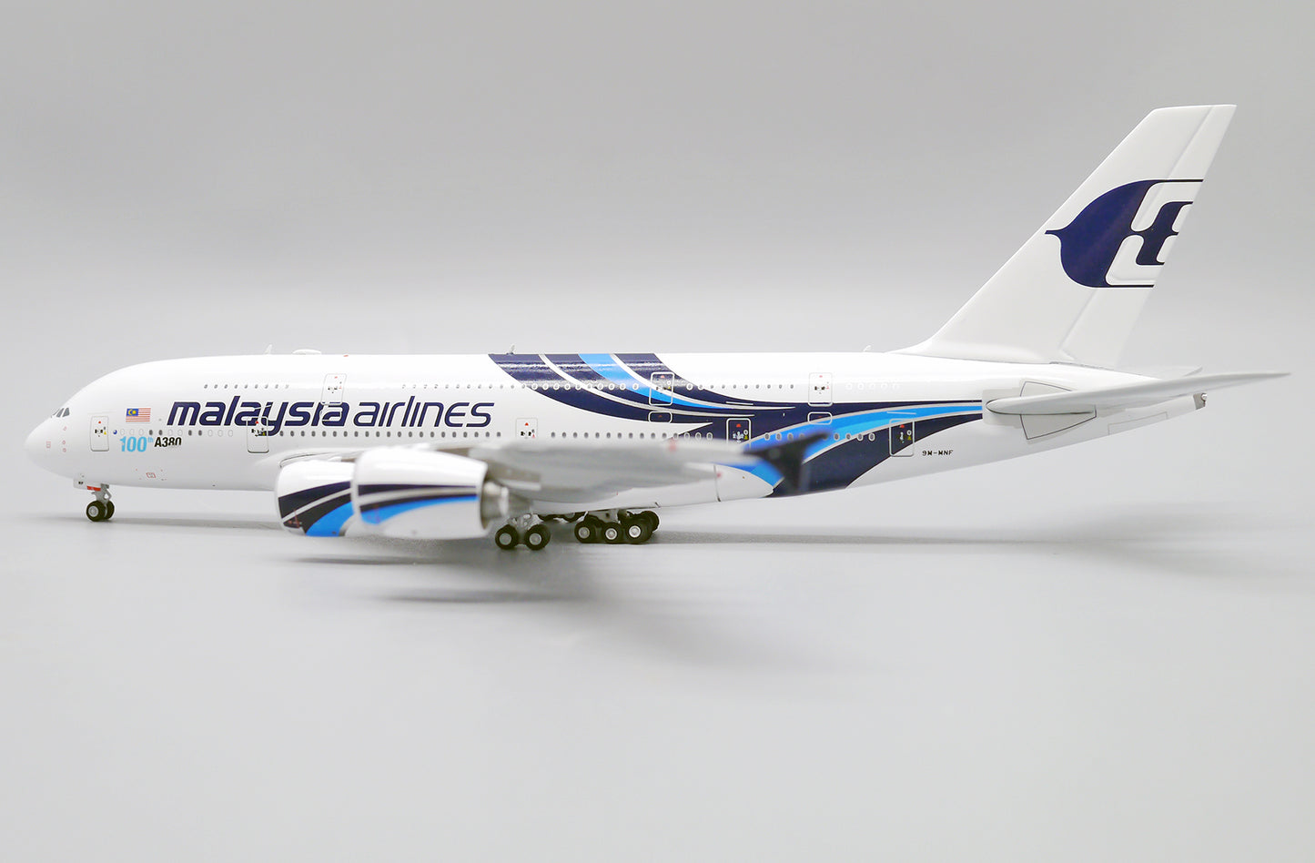 JC WINGS A380 MALAYSIA AIRLINES "100TH A380" REG: 9M-MNF