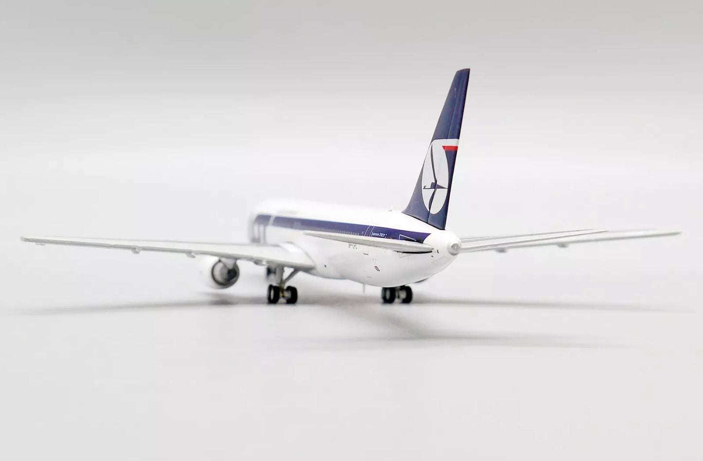 JC WINGS B767-300ER LOT POLISH AIRLINES "BELLY LANDING" REG: SP-LPC