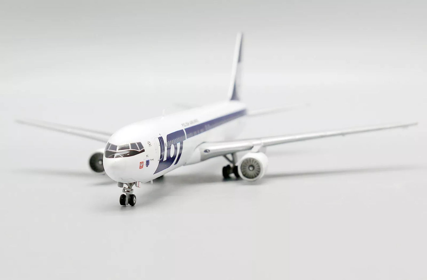 JC WINGS B767-300ER LOT POLISH AIRLINES "BELLY LANDING" REG: SP-LPC
