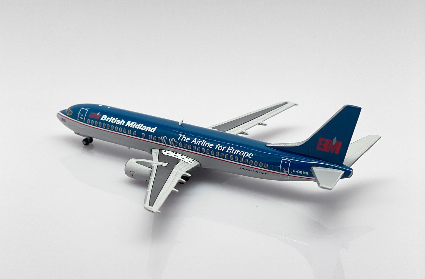 JC WINGS B737-400 BRITISH MIDLAND "THE AIRLINE FOR EUROPE" REG: G-OBMG