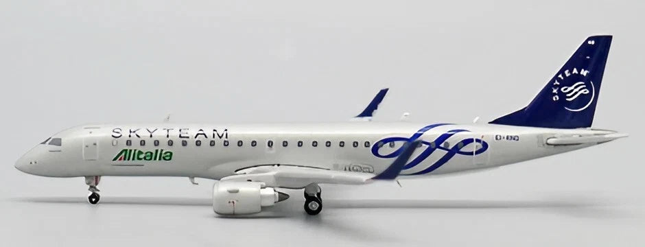 JC WINGS ERJ-190STD ALITALIA CITYLINER "SKYTEAM" REG: EI-RND