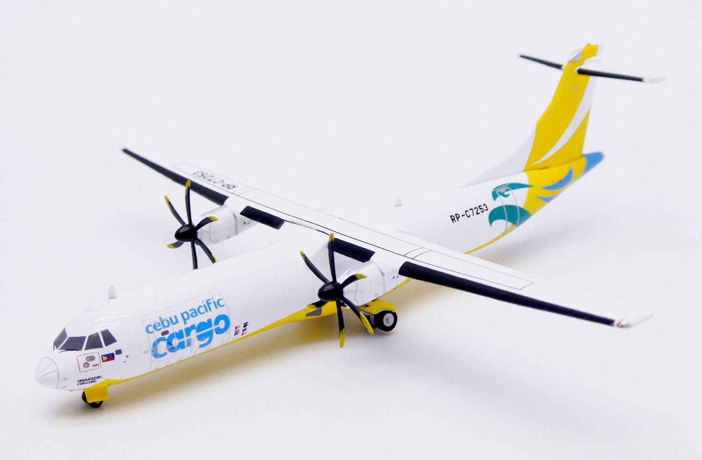 JC WINGS ATR-72-500F CEBU PACIFIC CARGO REG: RP-C7253