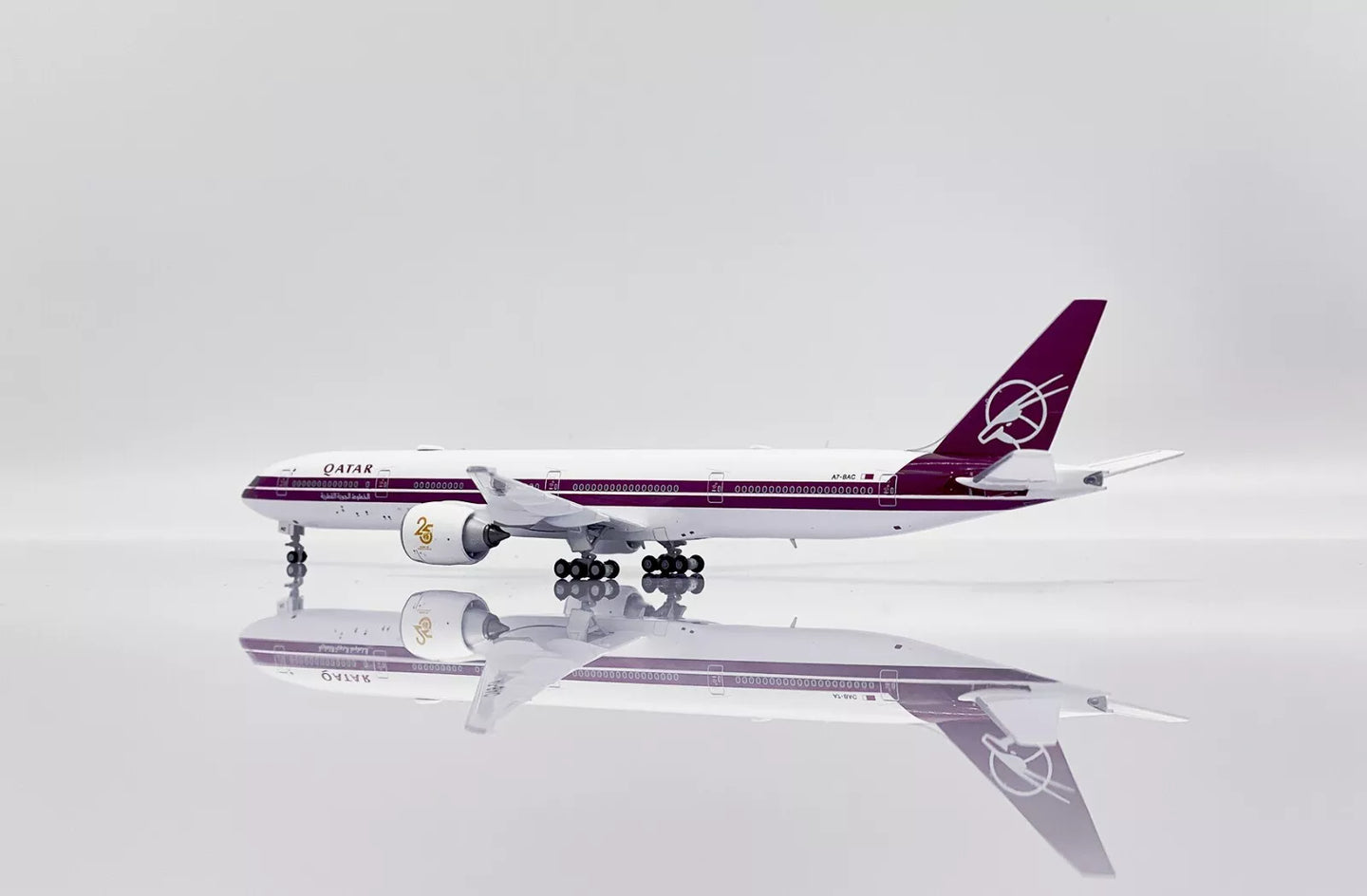 JCWINGS B777 QATAR AIRWAYS RETRO LIVERY REG: A7-BAC