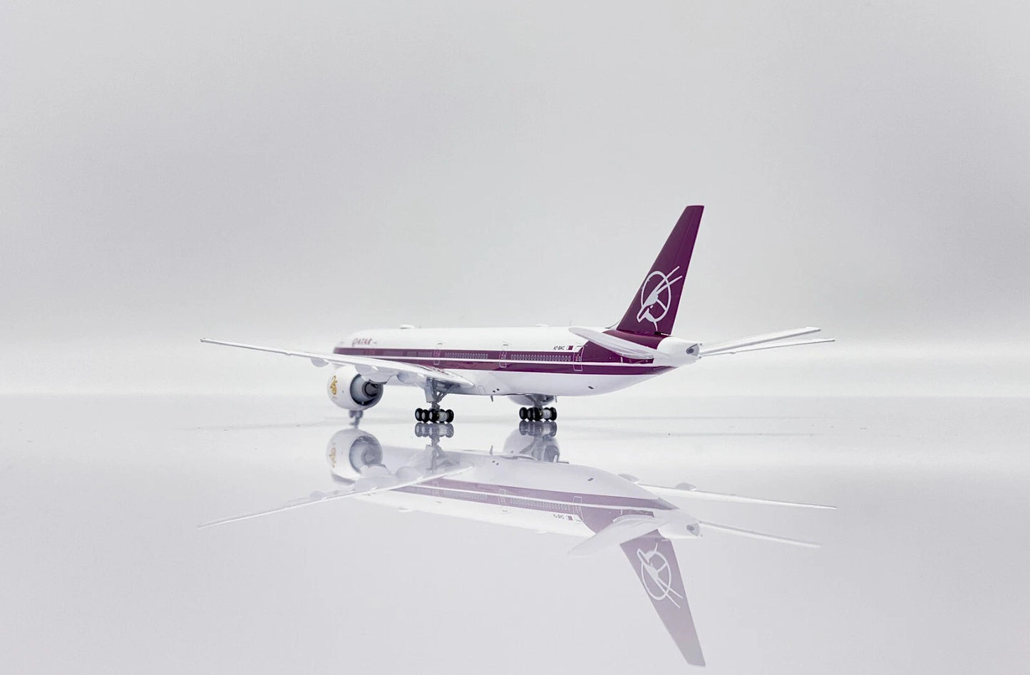 JCWINGS B777 QATAR AIRWAYS RETRO LIVERY REG: A7-BAC