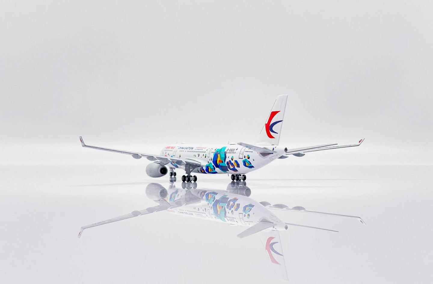 JC WINGS A330-200 CHINA EASTERN AIRLINES "WORLDSKILLS SHANGHAI 2022" REG: B-5920