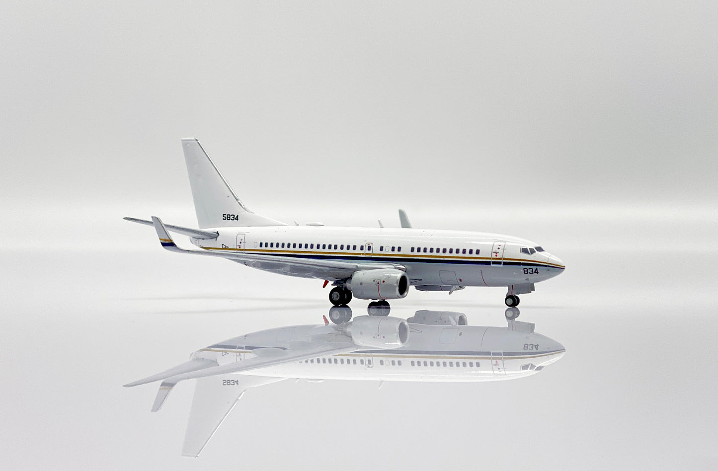 JC WINGS C-40A US NAVY CLIPPER REG: 165834