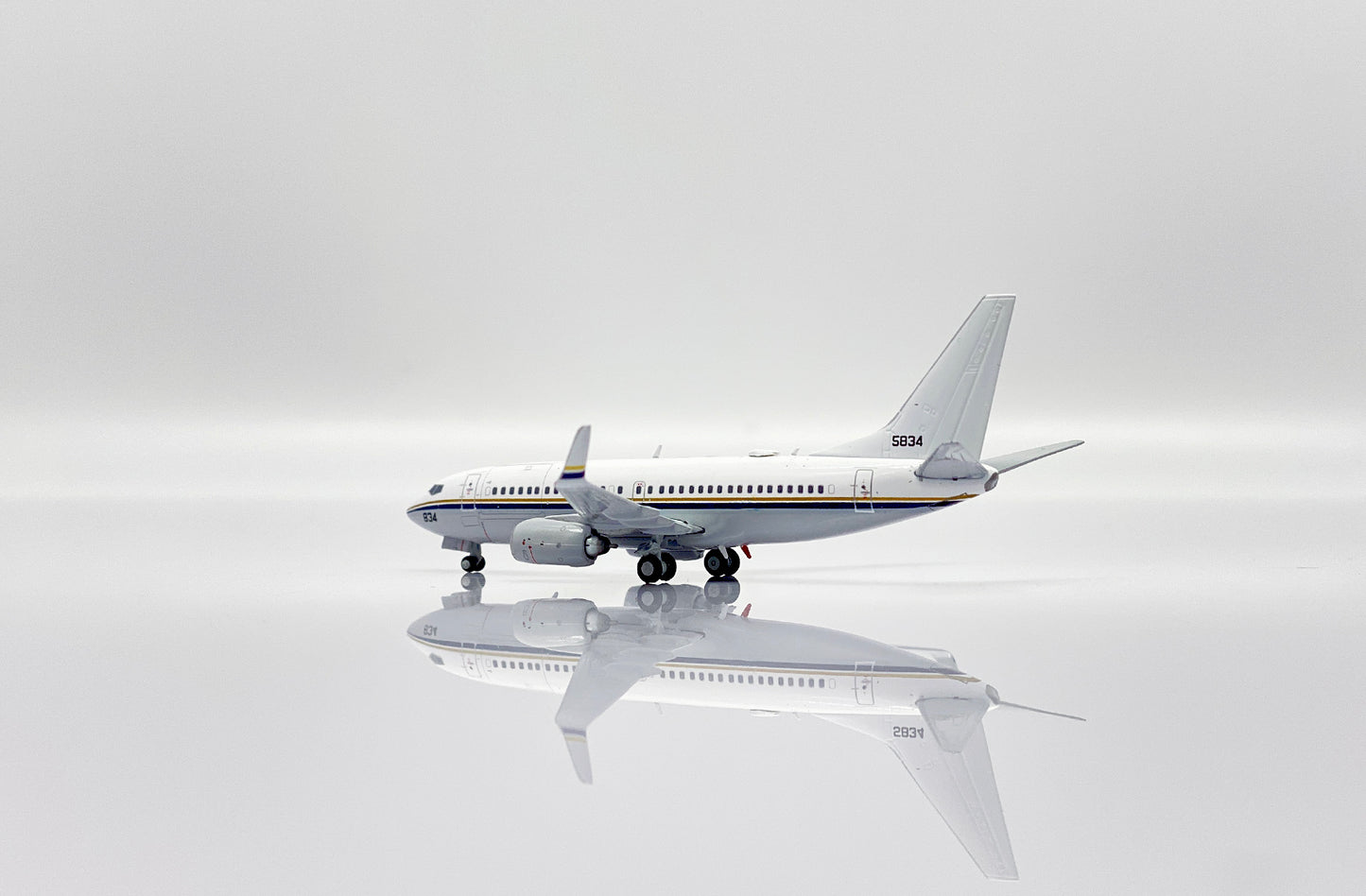 JC WINGS C-40A US NAVY CLIPPER REG: 165834