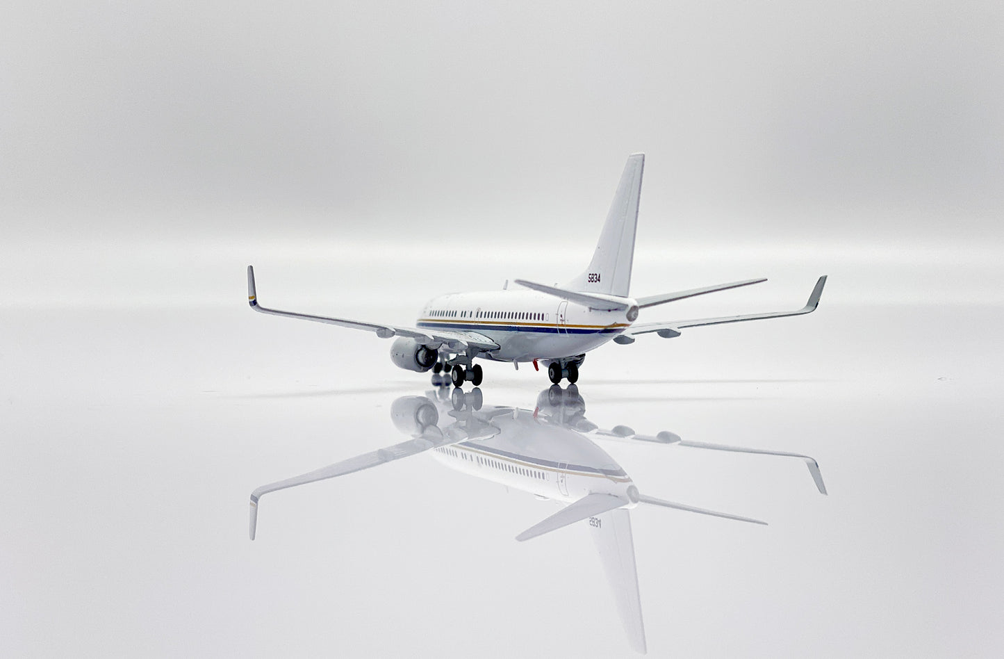 JC WINGS C-40A US NAVY CLIPPER REG: 165834
