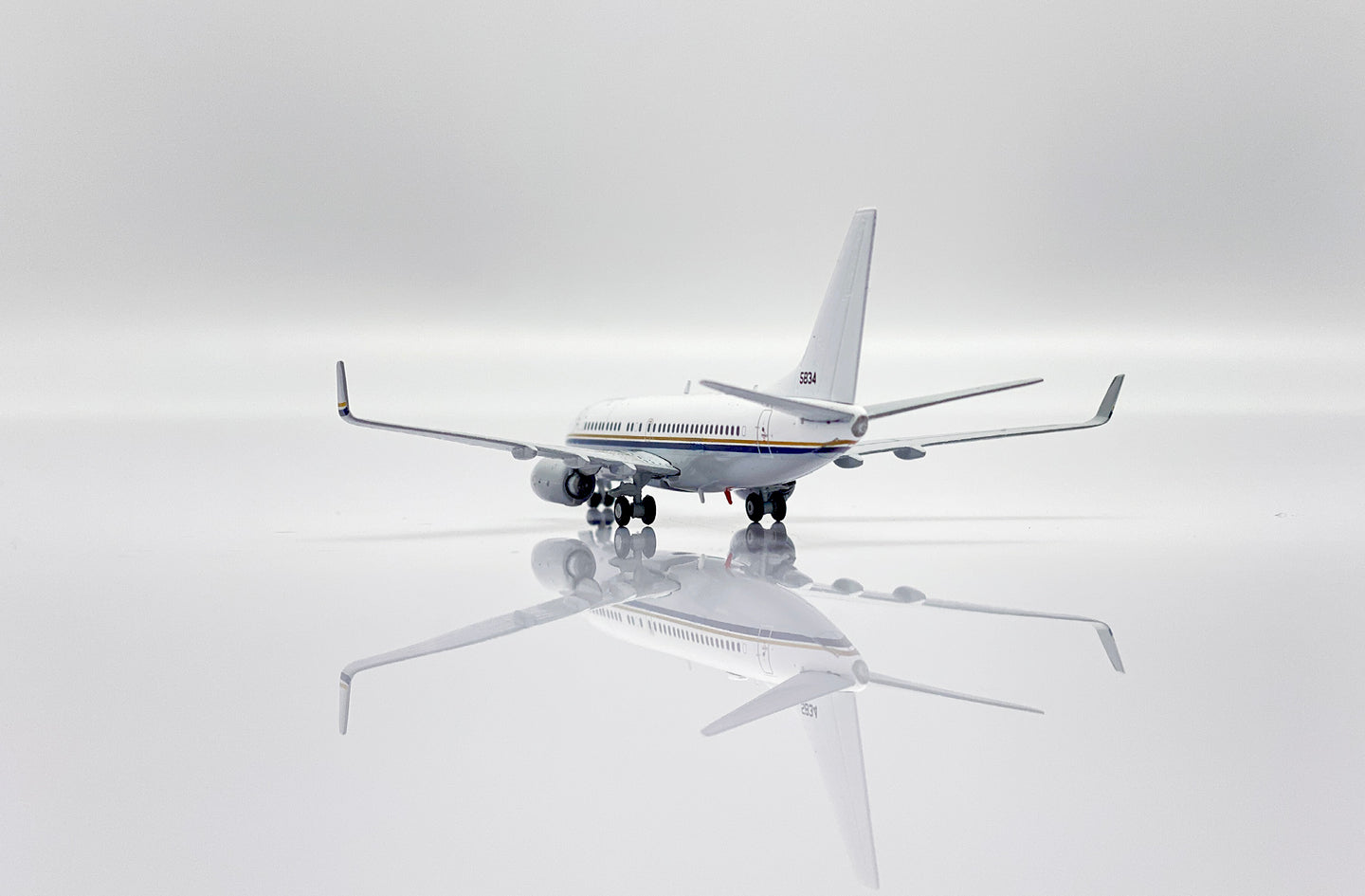 JC WINGS C-40A US NAVY CLIPPER REG: 165834