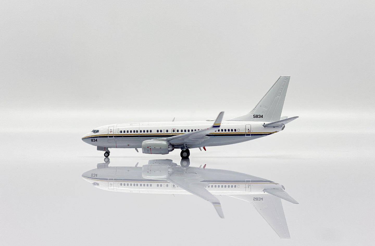 JC WINGS C-40A US NAVY CLIPPER REG: 165834