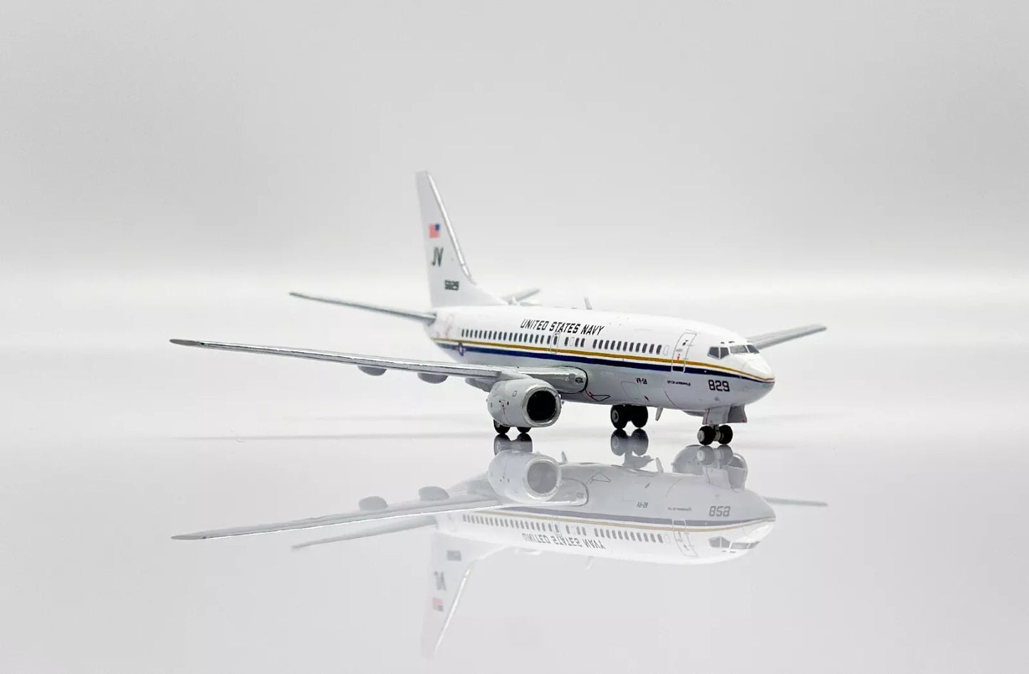 JC WINGS C-40A CLIPPER US NAVY REG: 165829