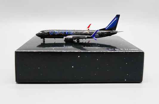 JC WINGS B737-800 UNITED AIRLINES "STAR WARS" REG: N36272