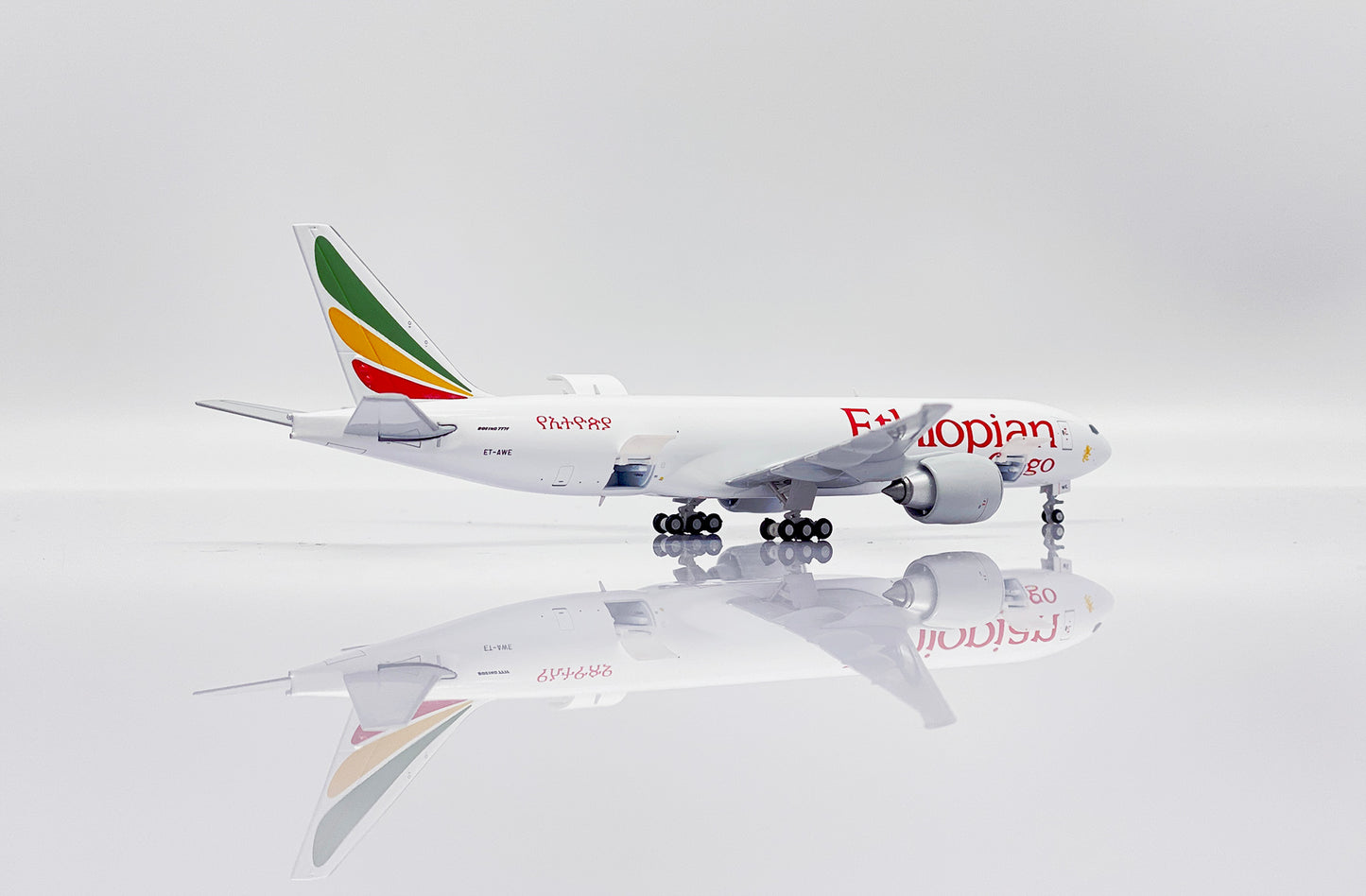 JC WINGS B777F ETHIOPIAN CARGO  REG: ET-AWE