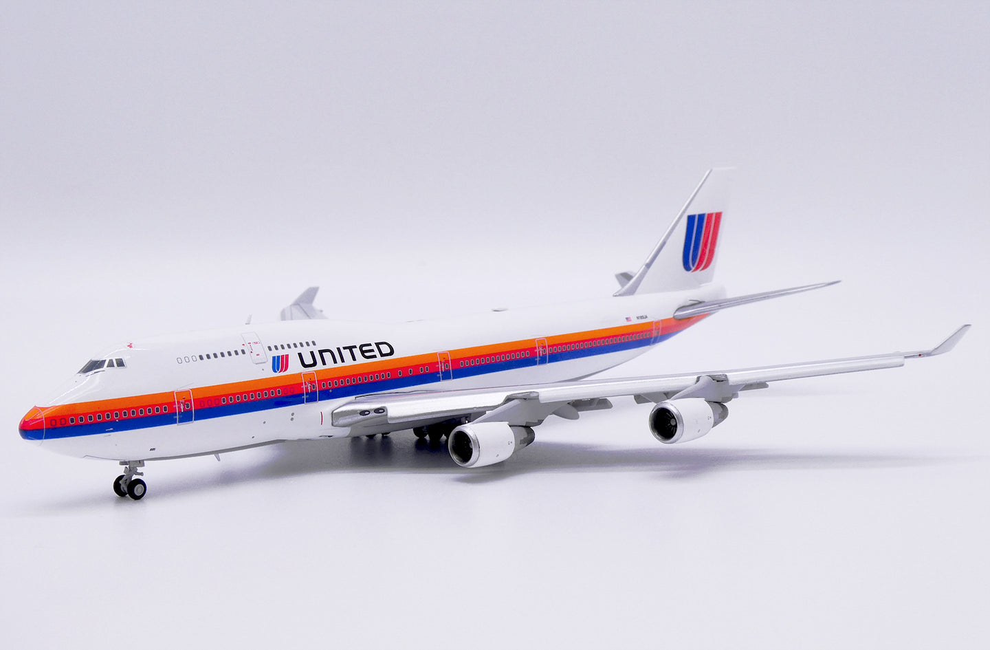 JC WINGS B747-400 UNITED AIRLINES SAUL BASS REG: N185UA