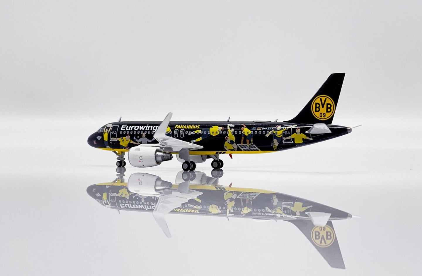 JC WINGS A320 EUROWINGS "FANAIRBUS" REG: D-AEWM
