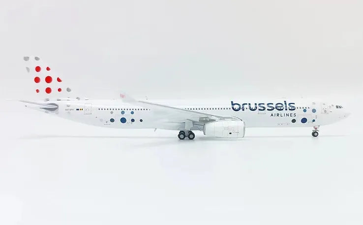 JCWINGS AIRBUS A330-300 BRUSSELS AIRLINES REG: OO-SFX