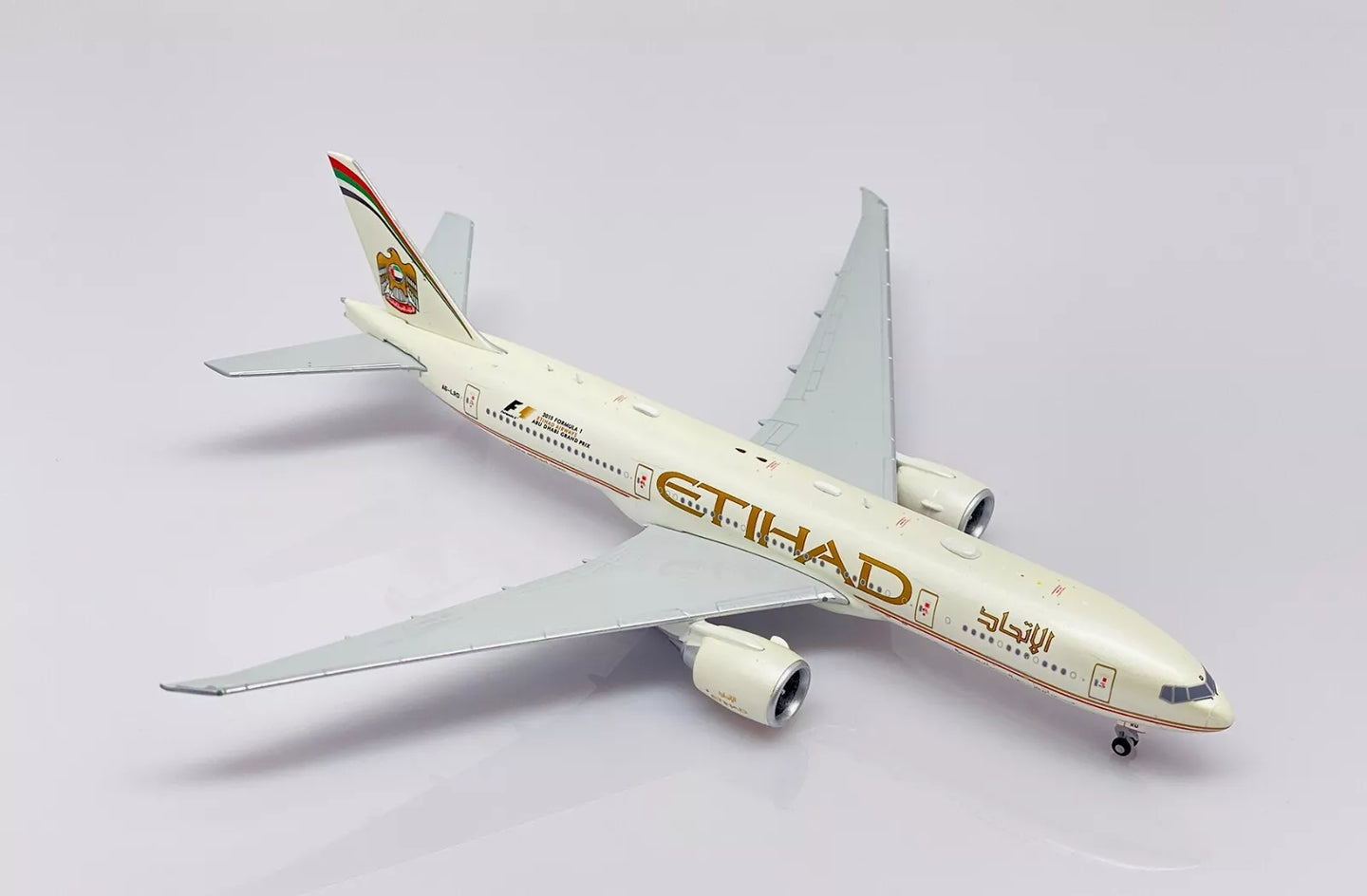 JC WINGS B777-200LR 2015 ETIHAD AIRWAYS "FORMULA 1" REG: A6-LRD