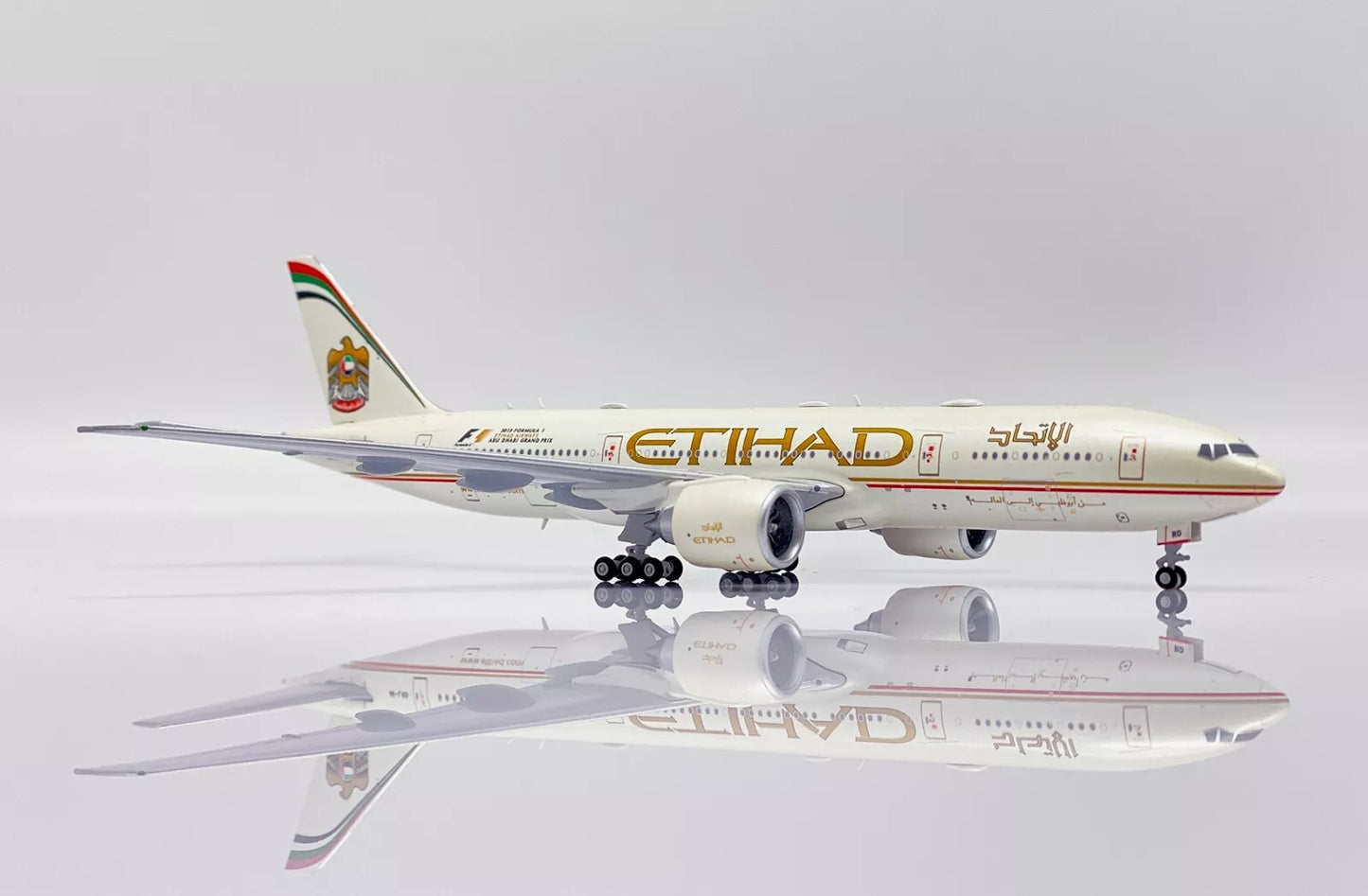 JC WINGS B777-200LR 2015 ETIHAD AIRWAYS "FORMULA 1" REG: A6-LRD
