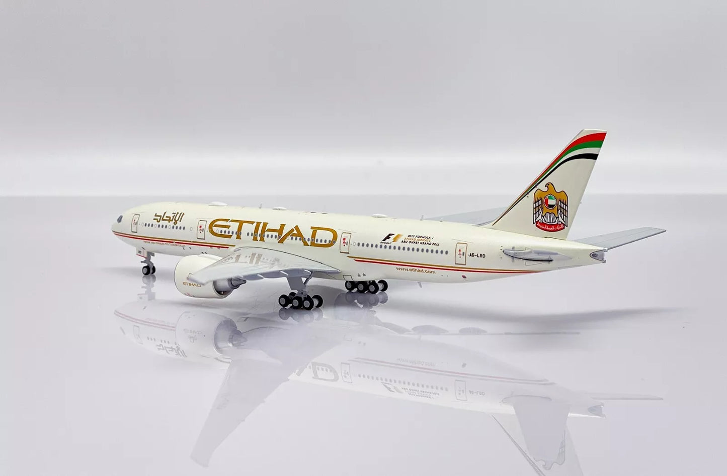 JC WINGS B777-200LR 2015 ETIHAD AIRWAYS "FORMULA 1" REG: A6-LRD