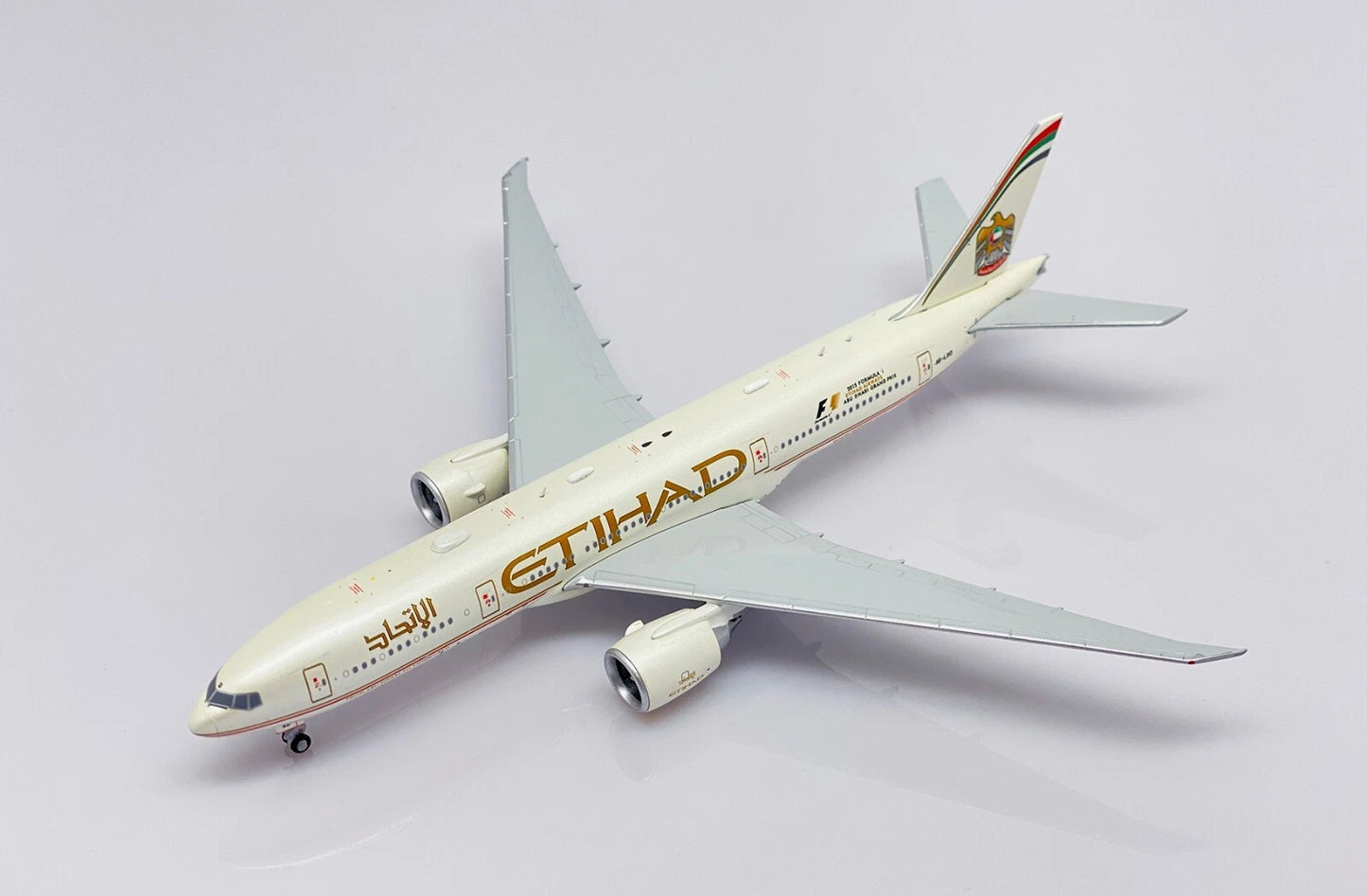 JC WINGS B777-200LR 2015 ETIHAD AIRWAYS "FORMULA 1" REG: A6-LRD