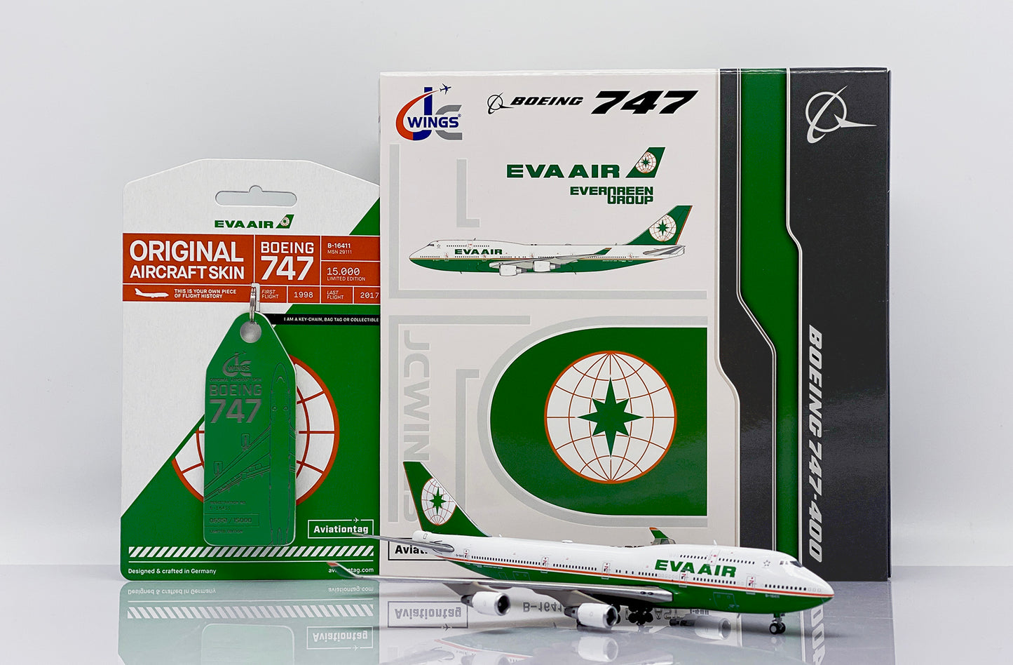 JCWINGS B747-400 EVA AIR REG: B-16411