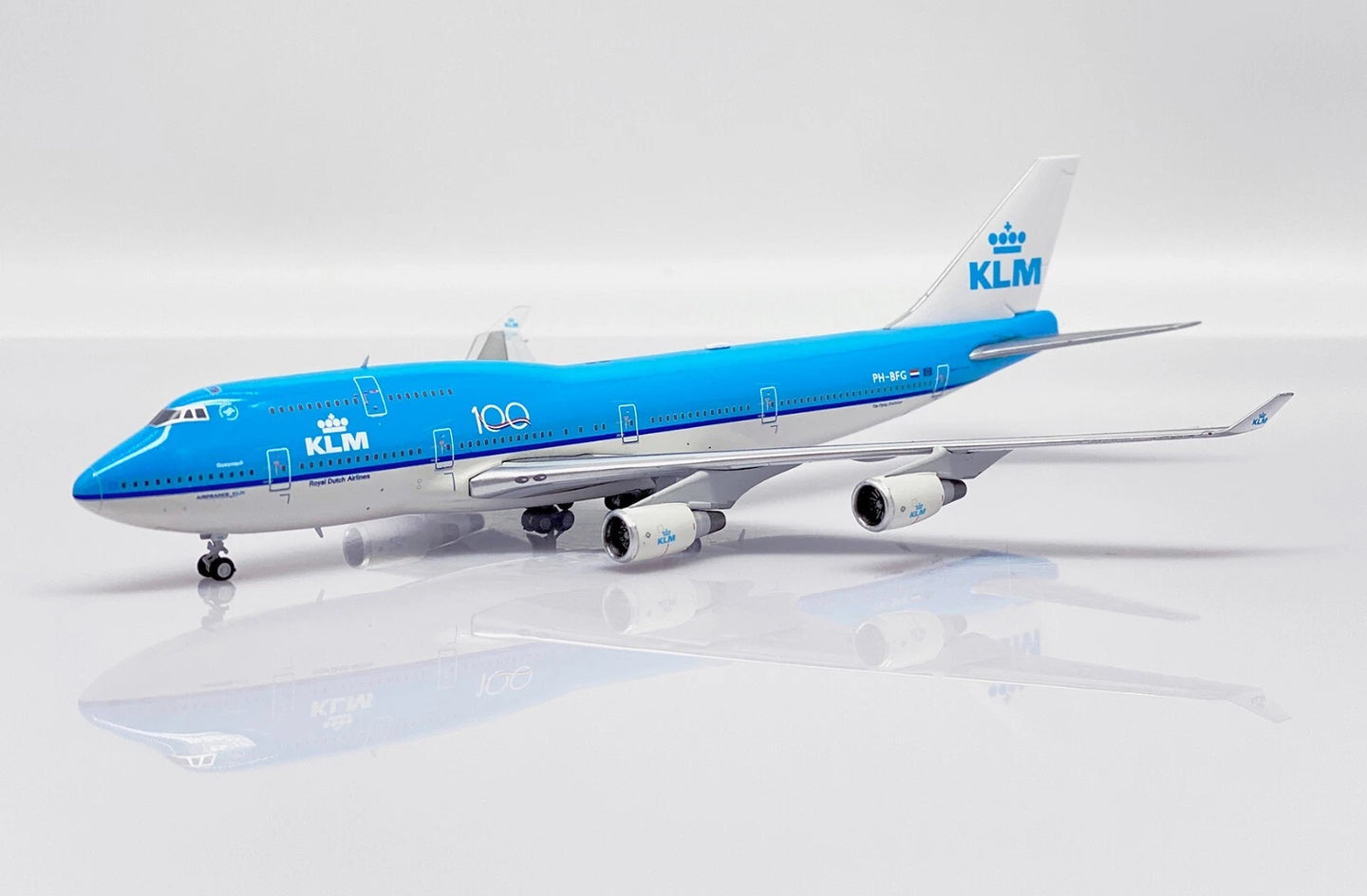 JC WINGS B747-400 100 KLM ROYAL DUTCH AIRLINES REG: PH-BFG