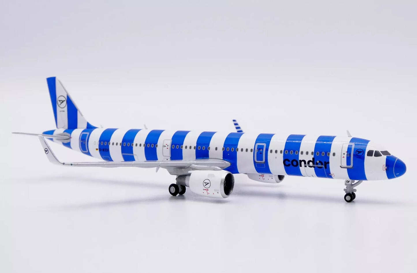 JC WINGS A321 CONDOR "BLUE SEA" REG: D-ATCF