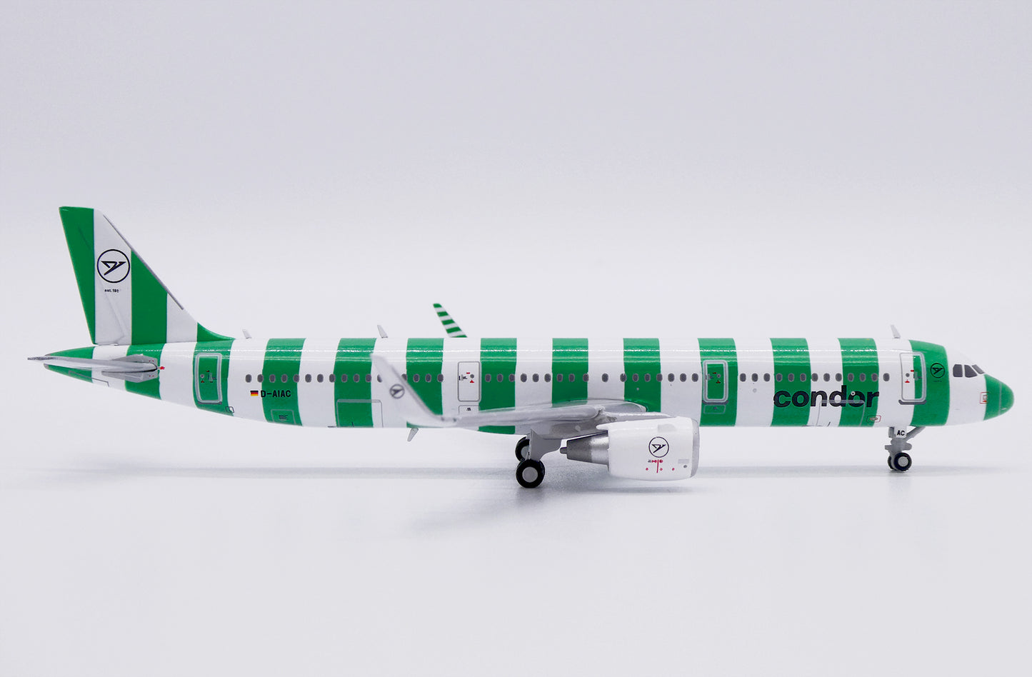 JC WINGS A321 CONDOR "CONDOR ISLAND" REG: D-AIAC