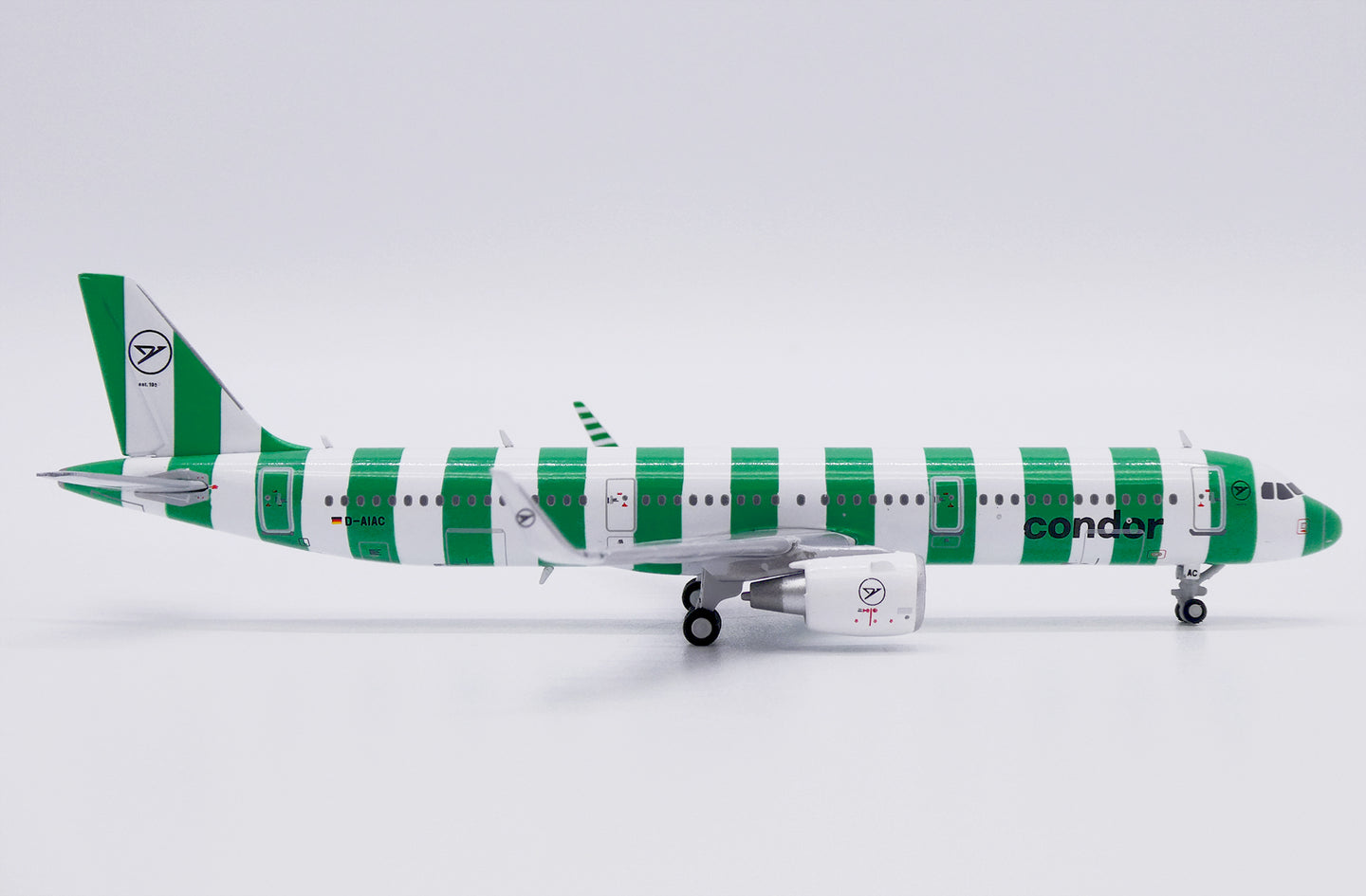 JC WINGS A321 CONDOR "CONDOR ISLAND" REG: D-AIAC