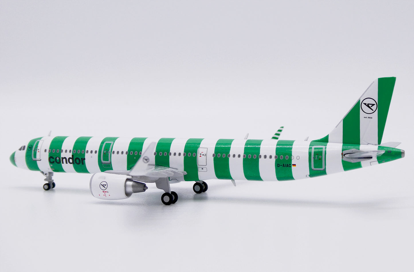 JC WINGS A321 CONDOR "CONDOR ISLAND" REG: D-AIAC