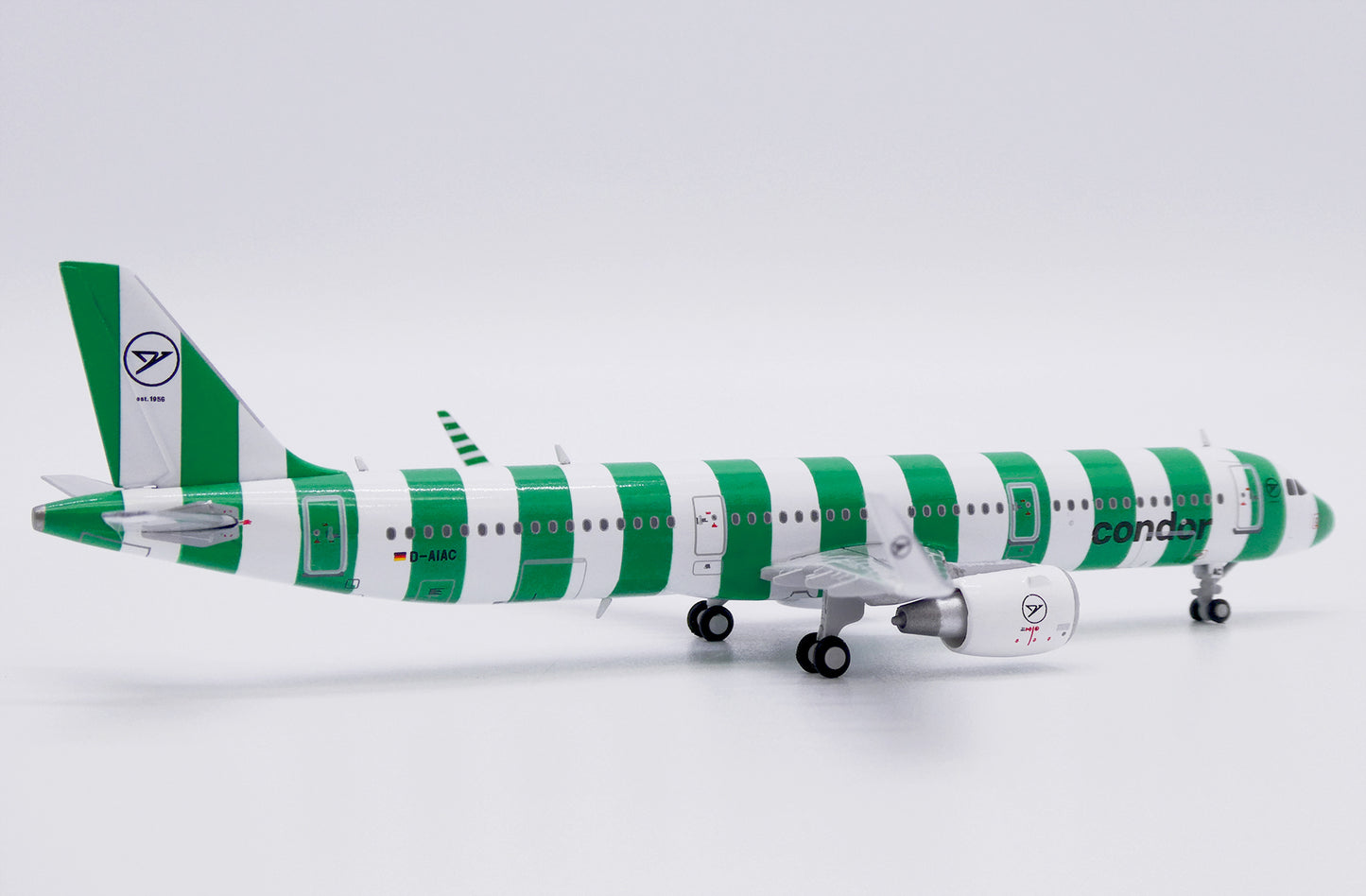 JC WINGS A321 CONDOR "CONDOR ISLAND" REG: D-AIAC