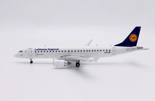 JC WINGS ERJ-190LR LUFTHANSA REGIONAL REG: D-AECA