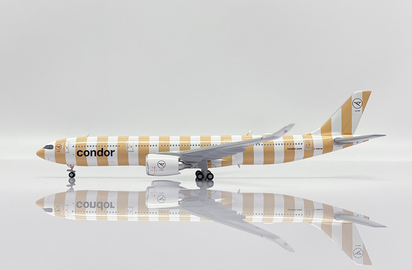 JC WINGS A330-900NEO CONDOR BROWN REG: D-ANRH
