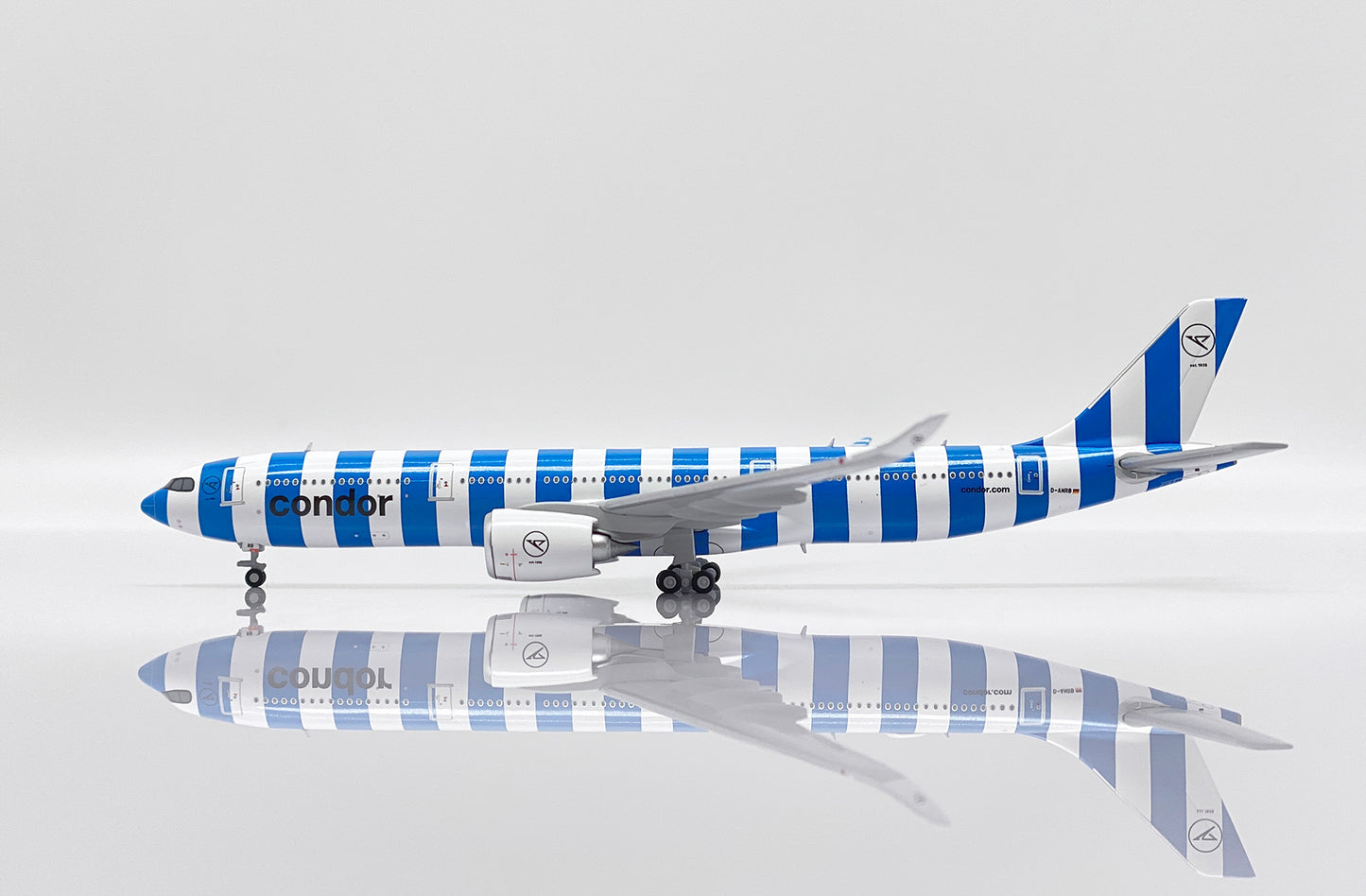 JC WINGS A330-900NEO CONDOR "CONDOR SEA" REG: D-ANRB