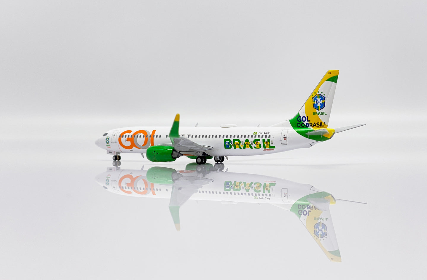 JC WINGS 737-800 GOL LINHAS AEREAS GOL DO BRASIL REG: PR-GXBR