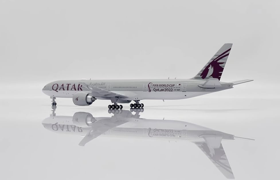 JC WINGS B777-300(ER) QATAR AIRWAYS "WORLD CUP 2022" REG: A7-BEF