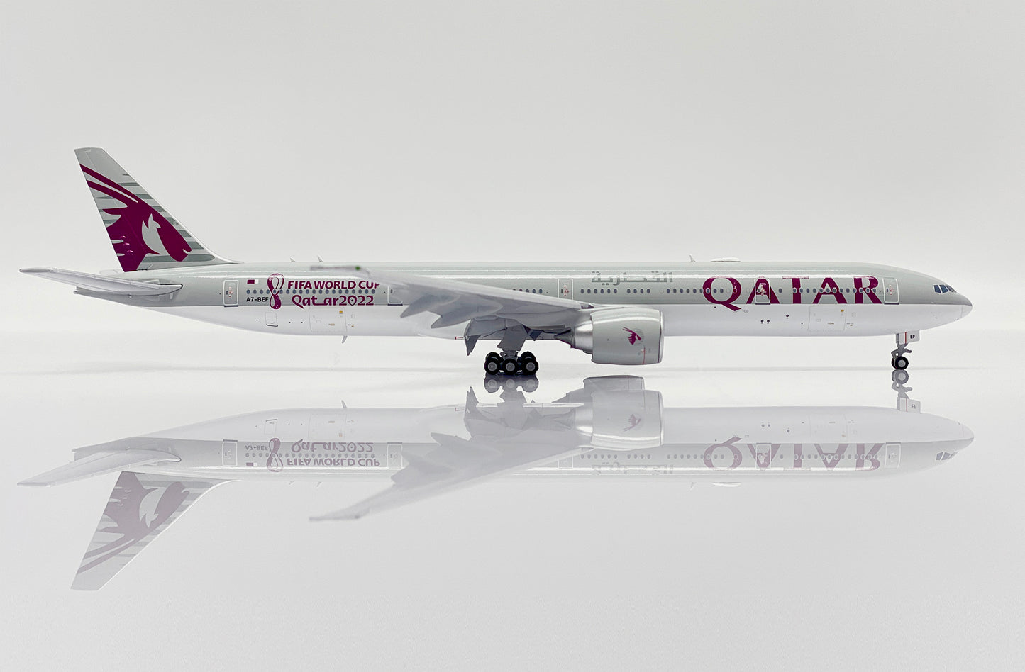 JC WINGS B777-300(ER) QATAR AIRWAYS "WORLD CUP 2022" (FLAPS DOWN) REG: A7-BEF