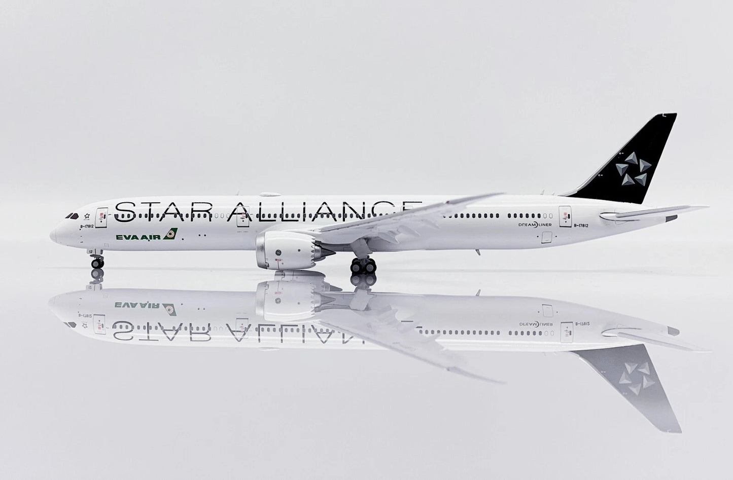 JCWINGS B787-10 EVA AIR "STAR ALLIANCE" FLAP DOWN REG: B-17812