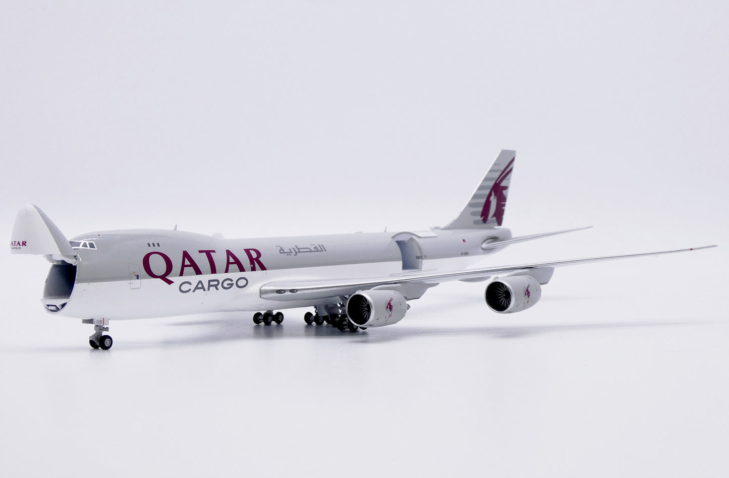 JC WINGS B747-8F QATAR AIRWAYS CARGO (INTERACTIVE SERIES) REG: A7-BGB