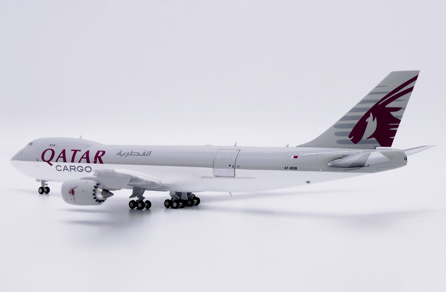 JC WINGS B747-8F QATAR AIRWAYS CARGO (INTERACTIVE SERIES) REG: A7-BGB