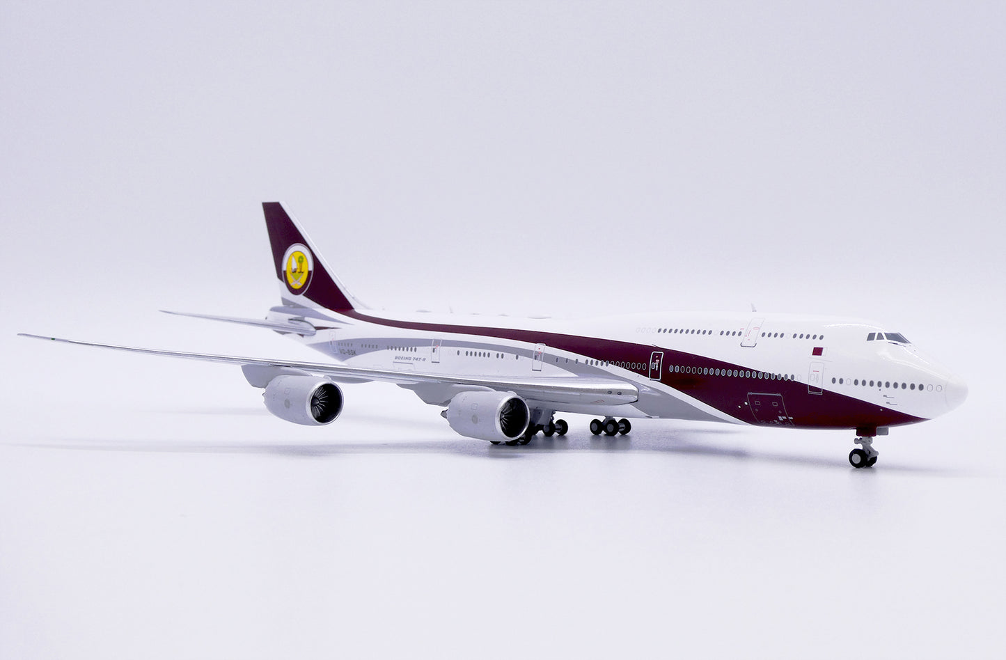 JC WINGS B747-8(BBJ) WORLDWIDE AIRCRAFT HOLDING REG: VQ-BSK WITH ANTENNA