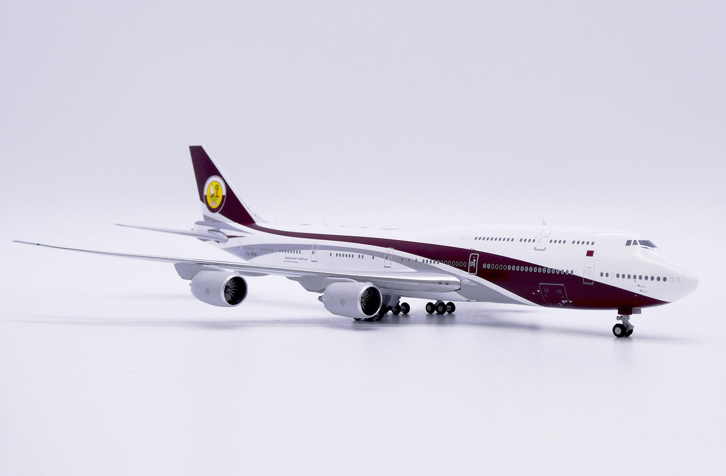 JC WINGS B747-8(BBJ) WORLDWIDE AIRCRAFT HOLDING REG: VQ-BSK WITH ANTENNA